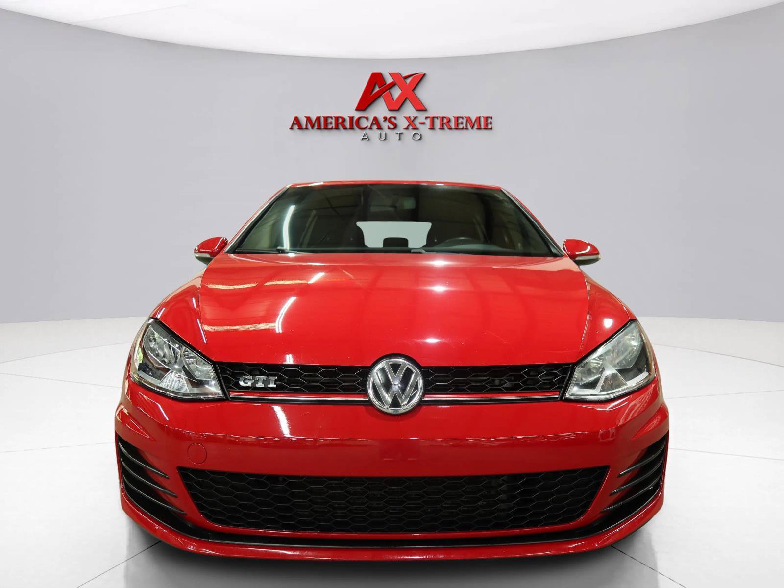Used 2017 Volkswagen GTI 4-Door FWD image 11