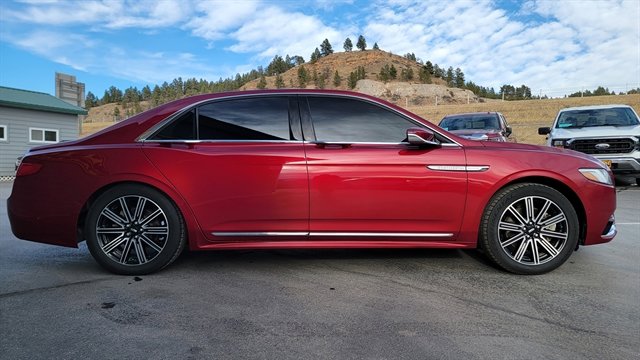 Used 2019 Lincoln Continental Reserve image 6