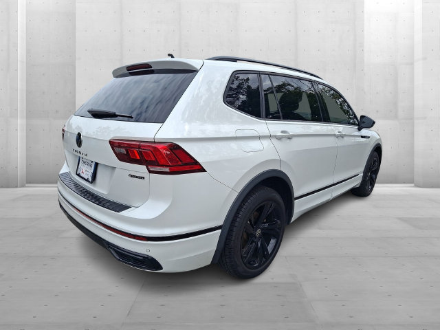 Certified 2023 Volkswagen Tiguan SE R-Line AWD/4WD image 6