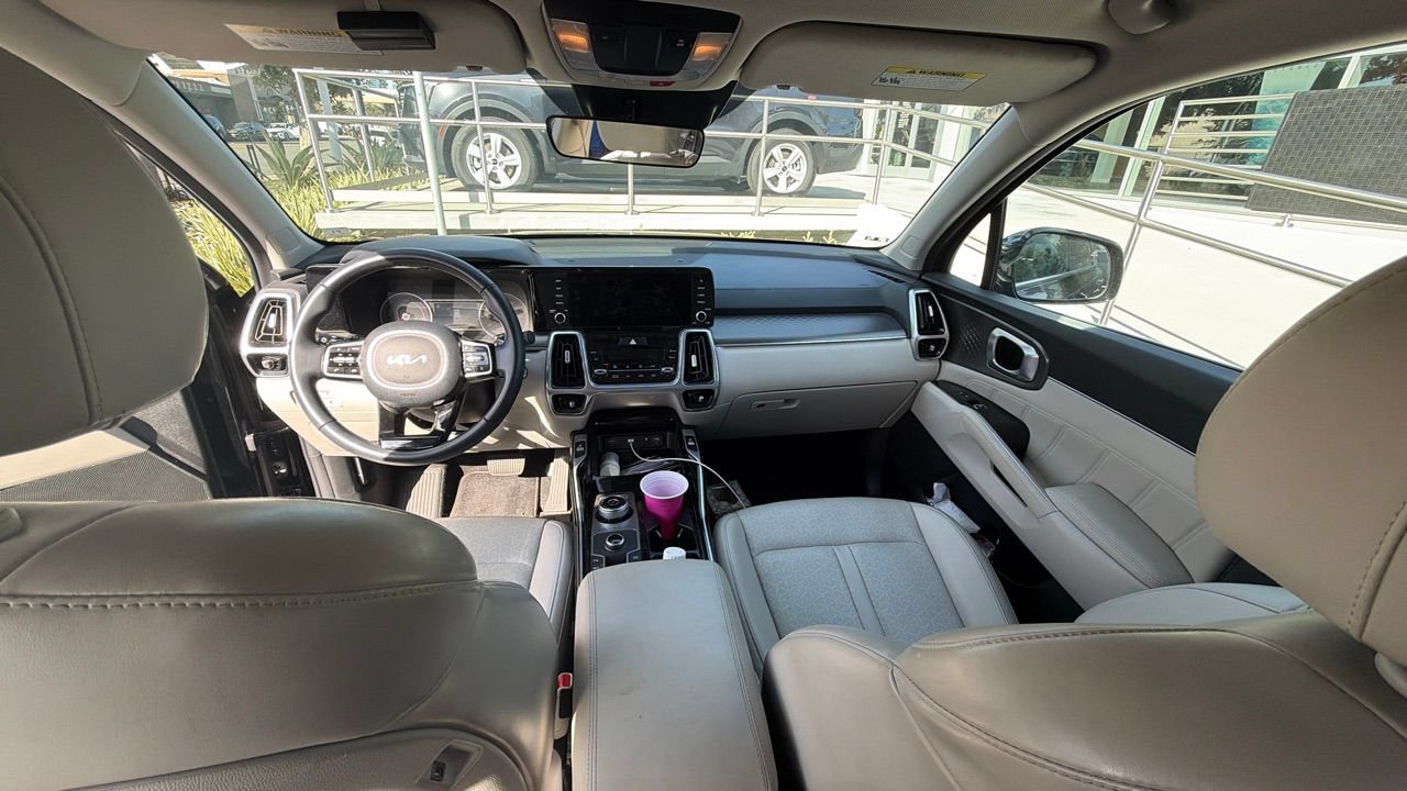 Certified 2022 Kia Sorento SX AWD/4WD image 6