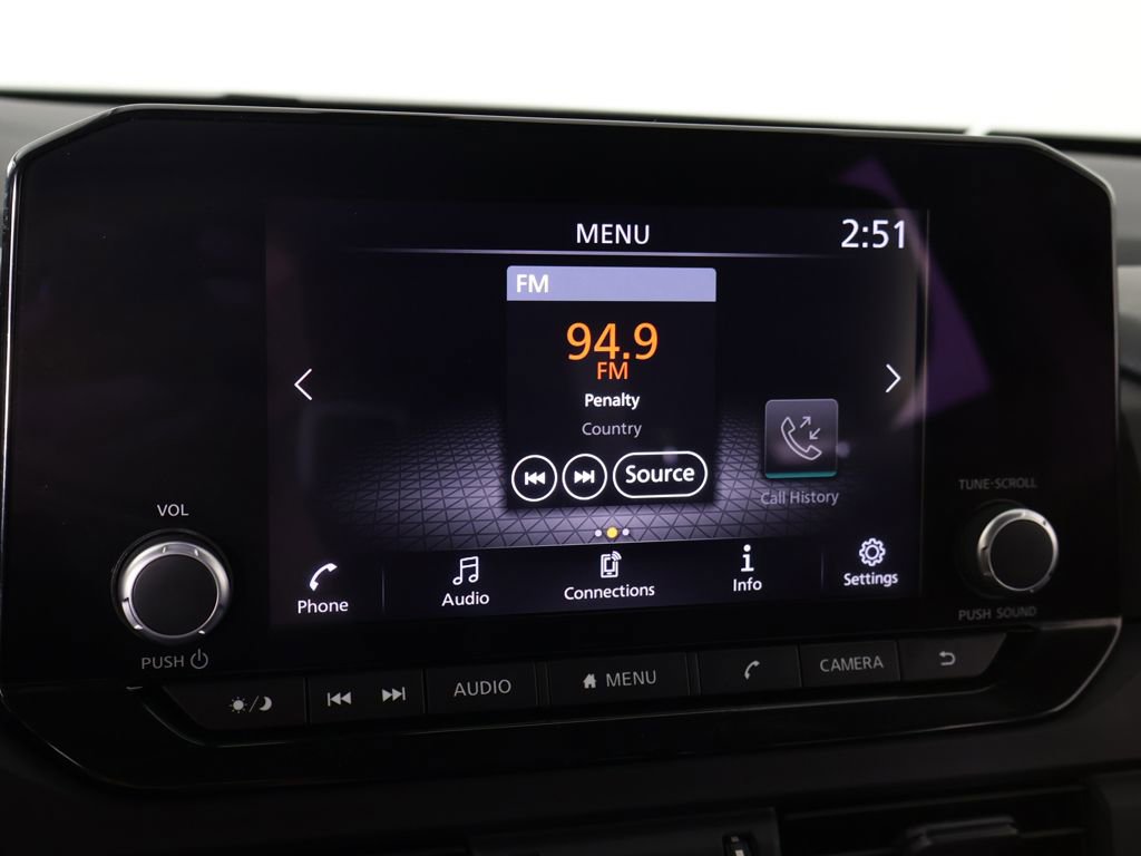 Used 2023 Nissan Pathfinder S image 43