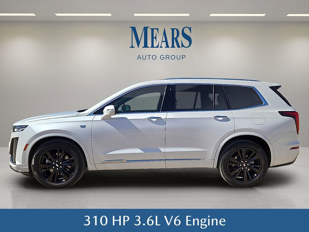 Used 2023 Cadillac XT6 Premium Luxury FWD image 3