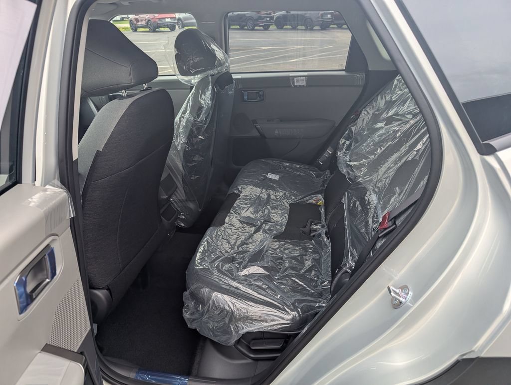 New 2027 Kia Seltos LX AWD/4WD image 9
