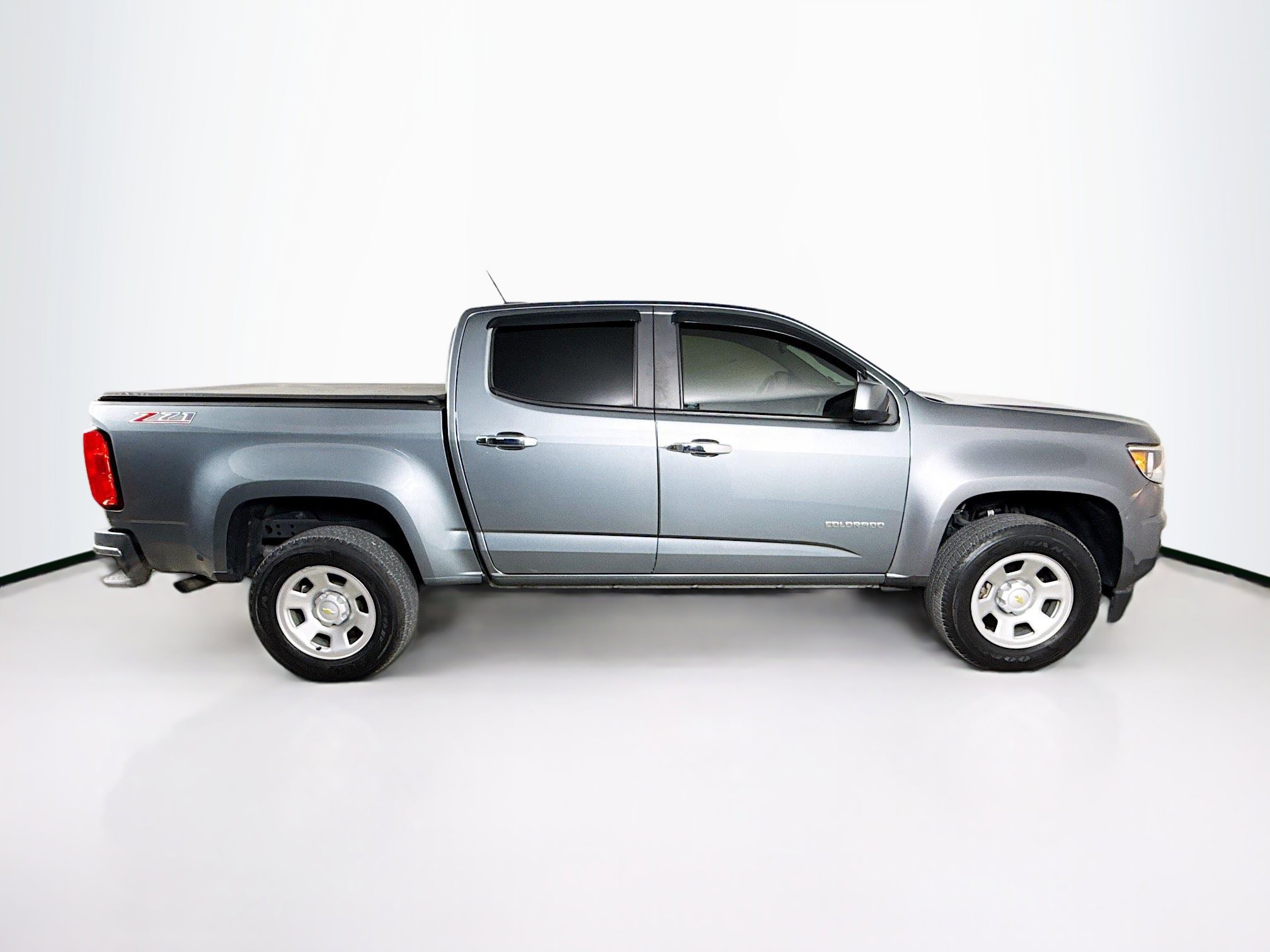 Used 2019 Chevrolet Colorado Z71 image 2