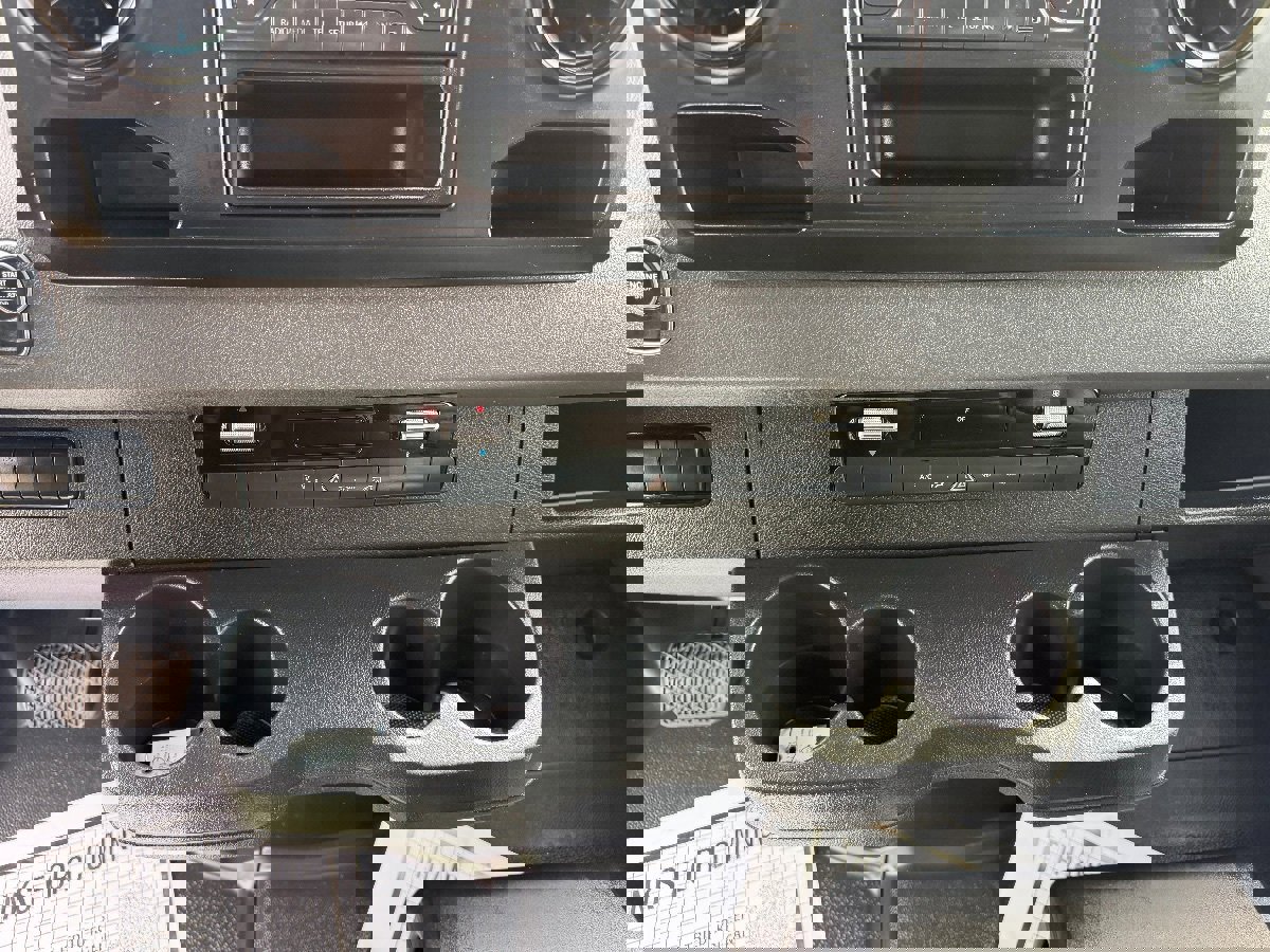 Used 2020 Mercedes-Benz Sprinter 1500 image 20