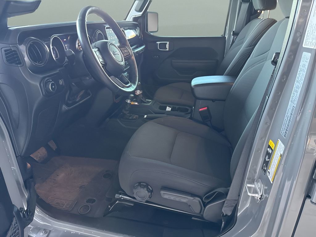 Used 2023 Jeep Wrangler Altitude image 7