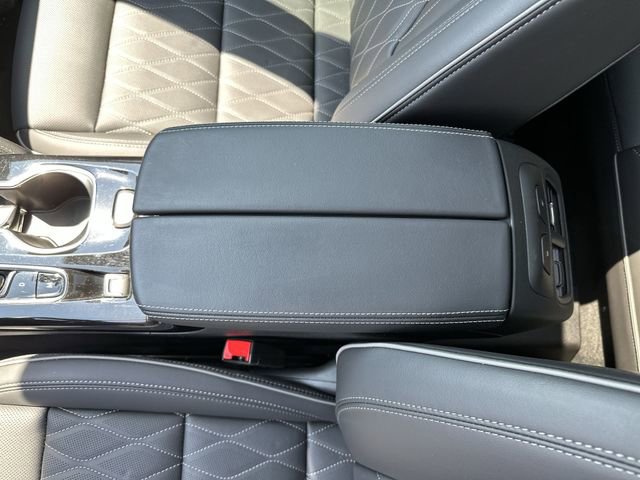 Certified 2023 Buick Envision Avenir AWD/4WD image 25