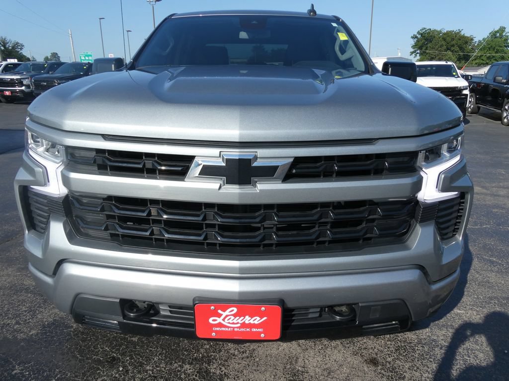 Used 2023 Chevrolet Silverado 1500 RST AWD/4WD image 9