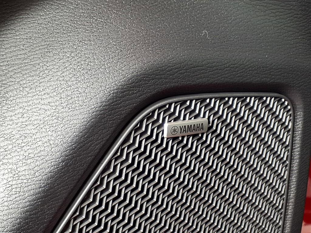 New 2025 Mitsubishi Outlander SE image 21