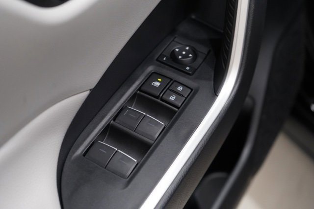 Used 2024 Toyota RAV4 XLE image 18