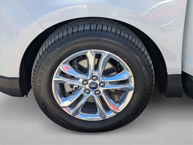 Used 2018 Ford Edge SEL w/ Equipment Group 201A FWD image 24