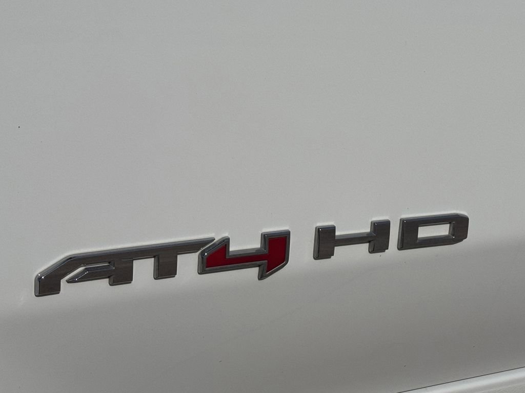 Used 2024 GMC Sierra 2500 AT4 w/ AT4 Premium Plus Package AWD/4WD image 12