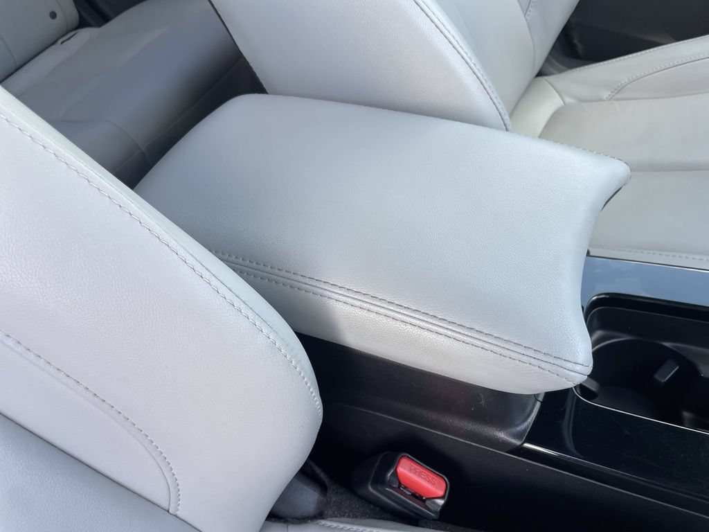 Used 2023 Mitsubishi Eclipse Cross SEL AWD/4WD image 29