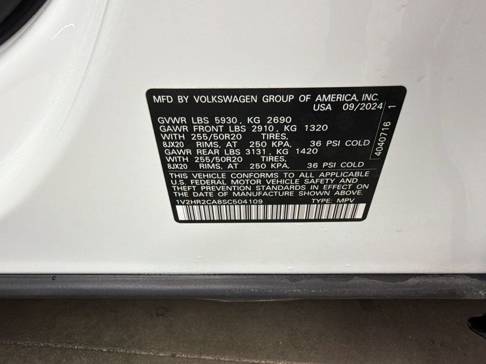 Used 2025 Volkswagen Atlas SE AWD/4WD image 22