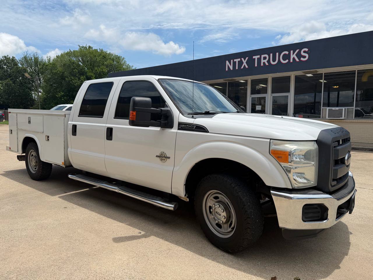 Used 2014 Ford F250 XL w/ Power Equipment Group RWD image 7