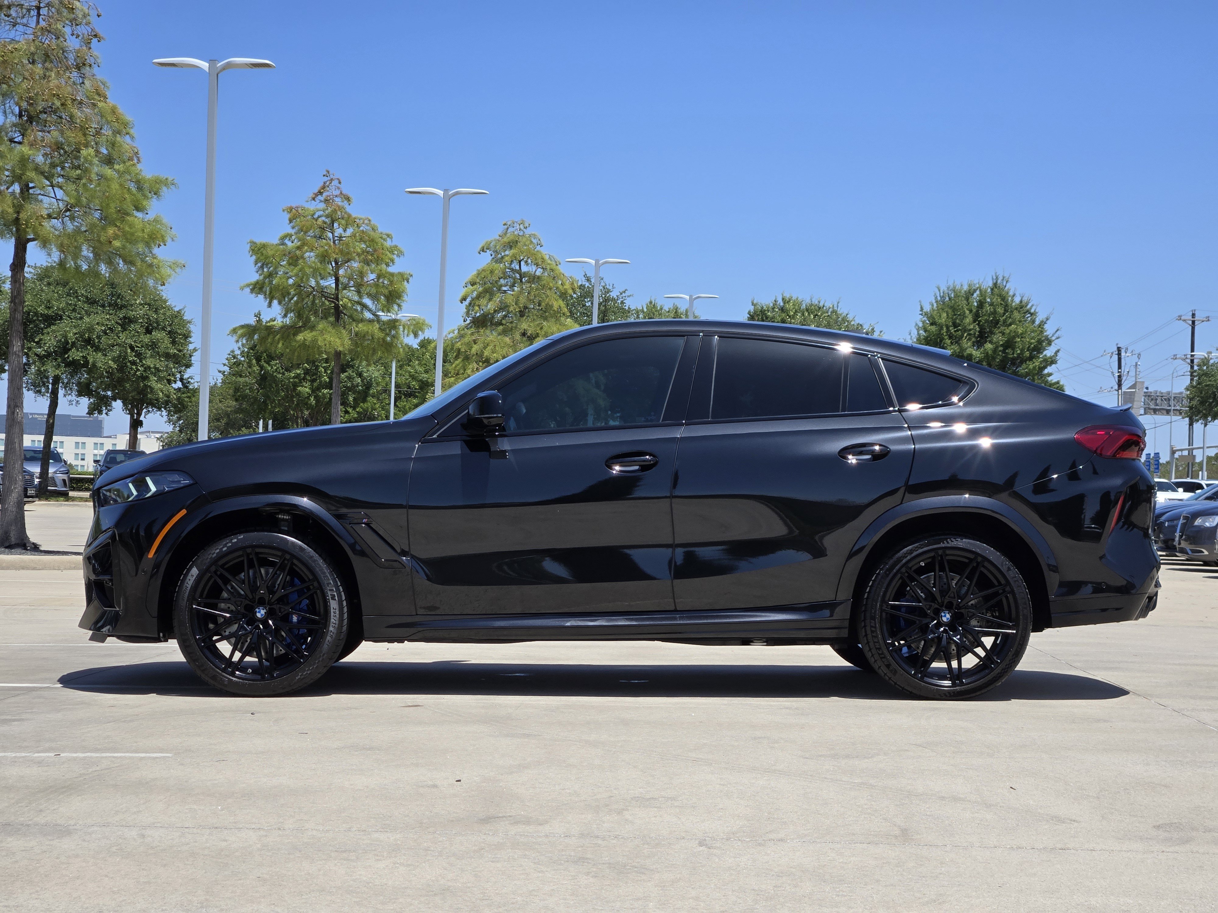Used 2027 BMW X6 M Competition w/ Executive Package AWD/4WD image 44