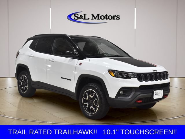 Used 2025 Jeep Compass Trailhawk