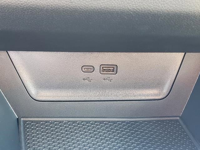 New 2026 Chevrolet Equinox LT w/ Convenience Package II image 26