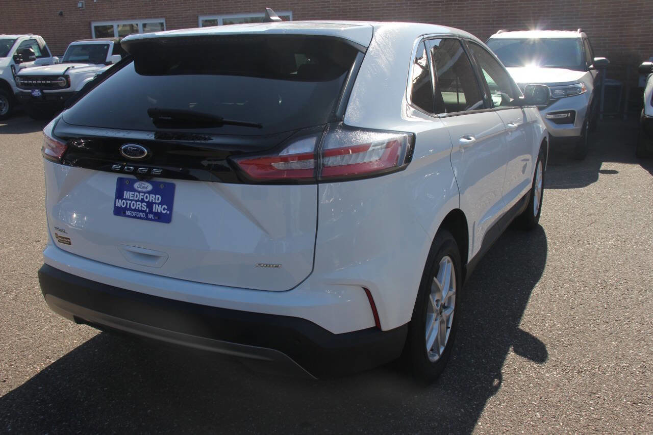 Used 2024 Ford Edge SEL image 5