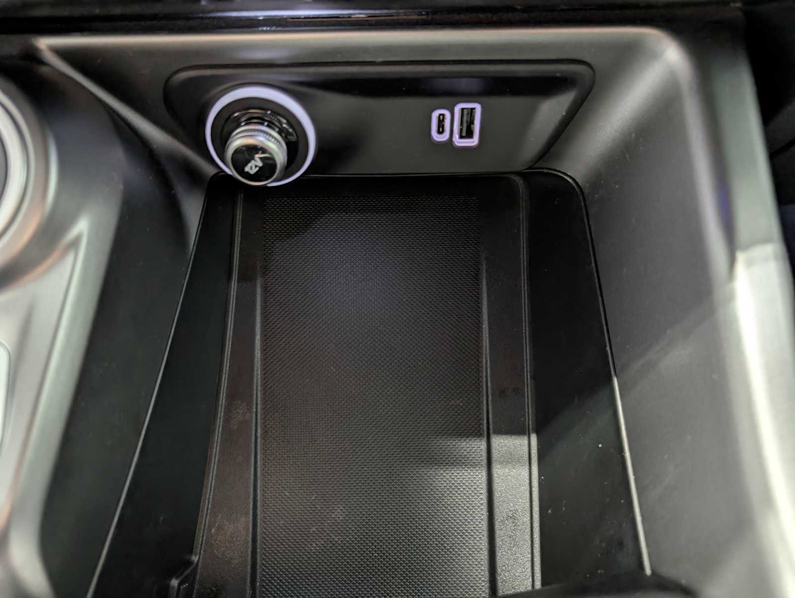 Used 2024 Dodge Hornet R/T w/ R/T Blacktop Package image 32