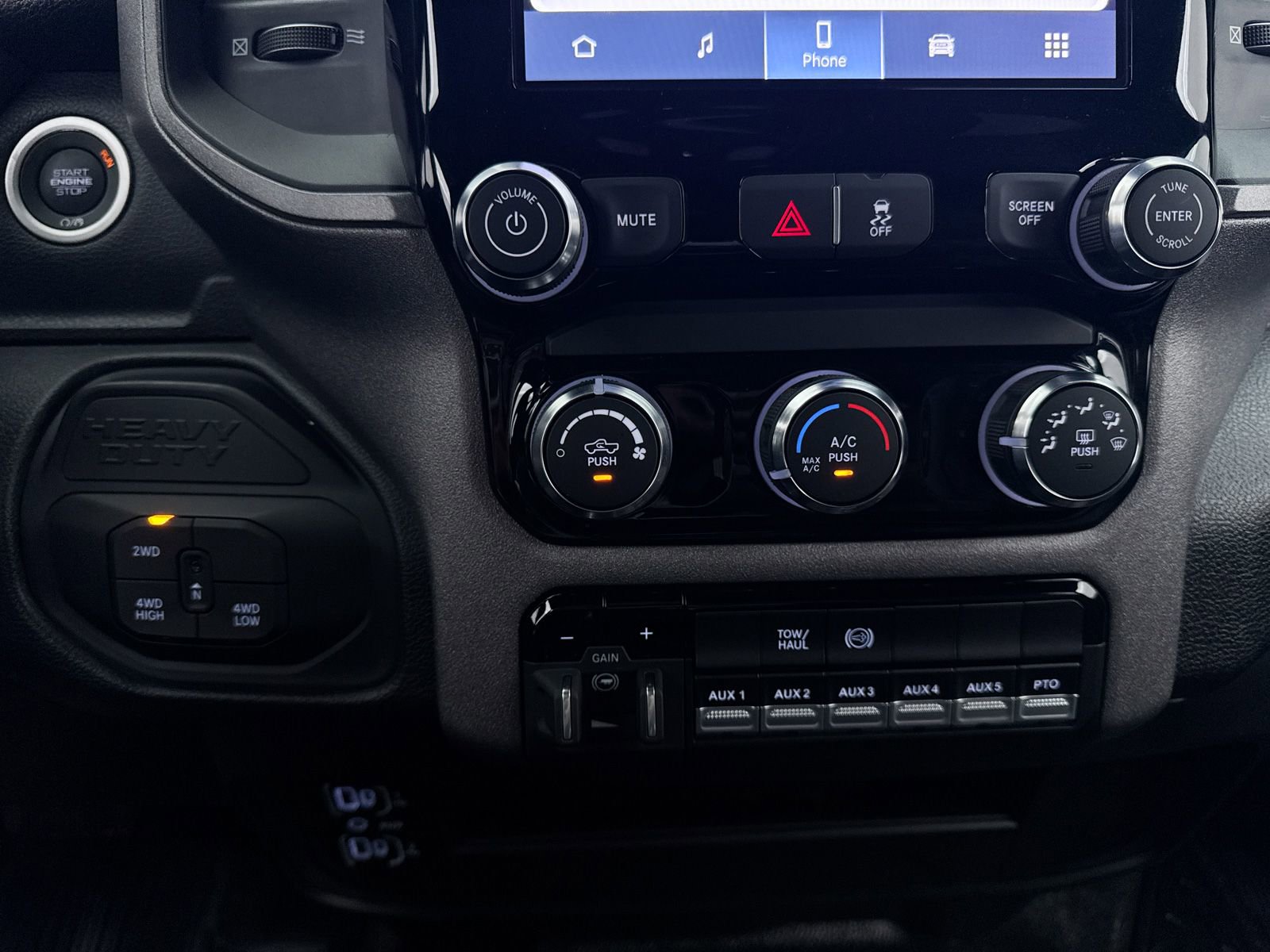 Used 2025 RAM 5500 Tradesman AWD/4WD image 19