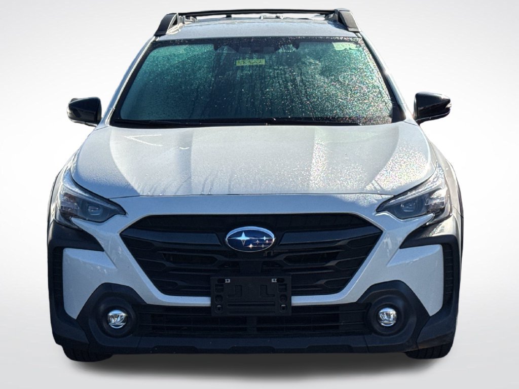Used 2023 Subaru Outback Premium AWD/4WD image 3