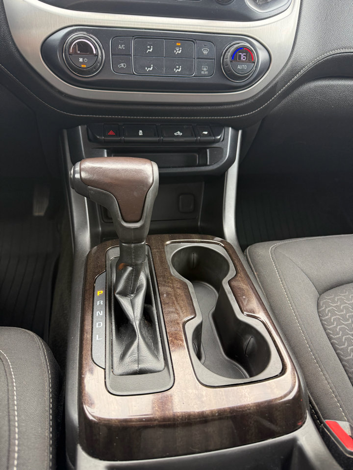 Used 2017 GMC Canyon SLE w/ SLE Convenience Package image 14