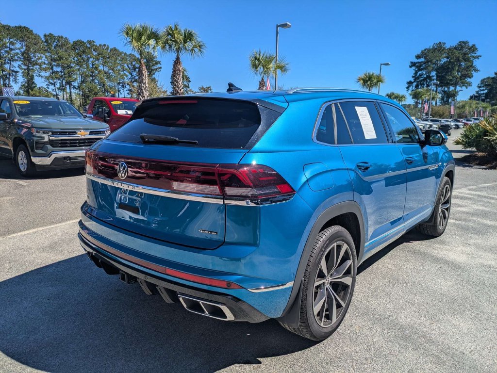 Used 2025 Volkswagen Atlas Cross Sport SEL Premium R-Line AWD/4WD image 4
