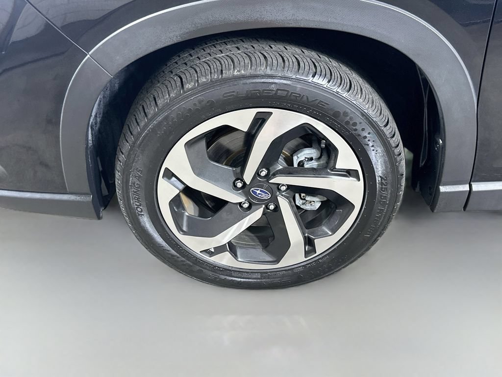 Used 2023 Subaru Forester Touring AWD/4WD image 8