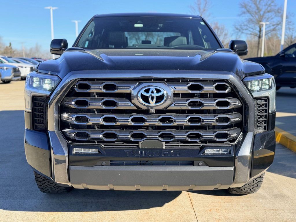 Used 2023 Toyota Tundra Platinum AWD/4WD image 2
