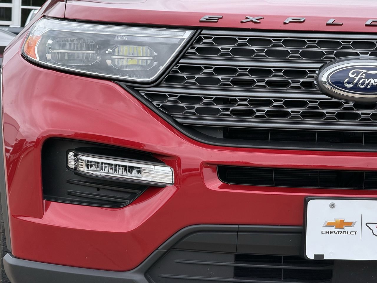 Used 2023 Ford Explorer XLT w/ Equipment Group 202A RWD image 8