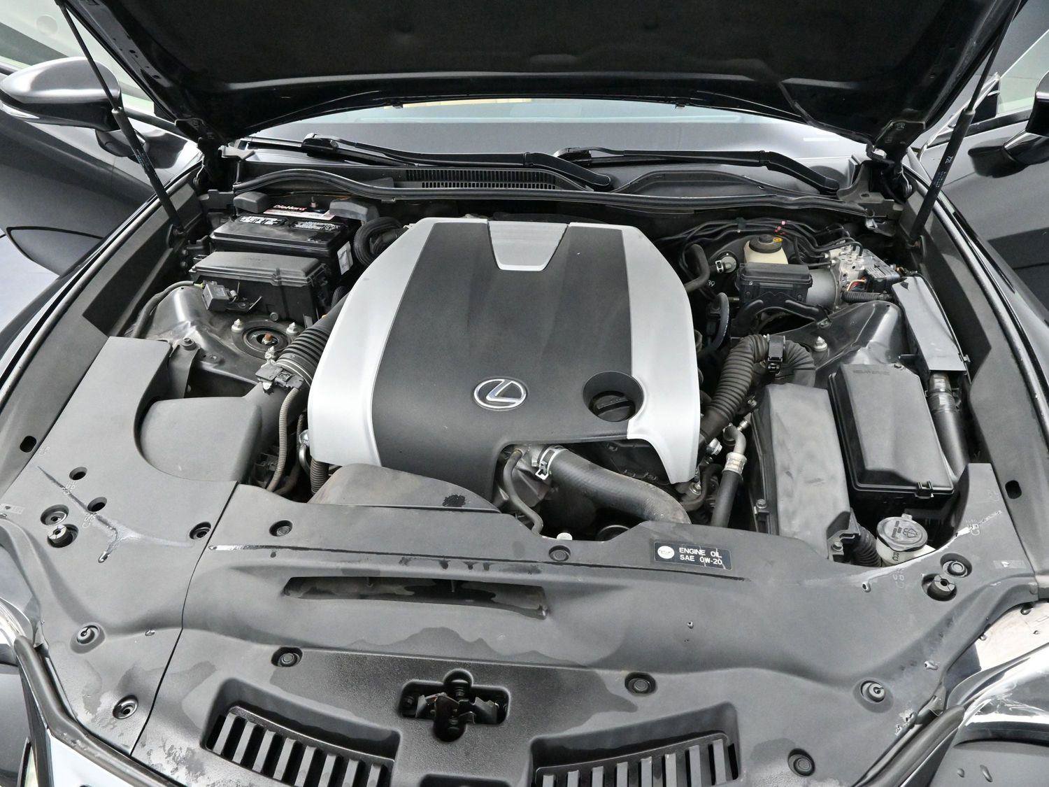 Used 2015 Lexus RC 350 w/ Navigation System Package image 32