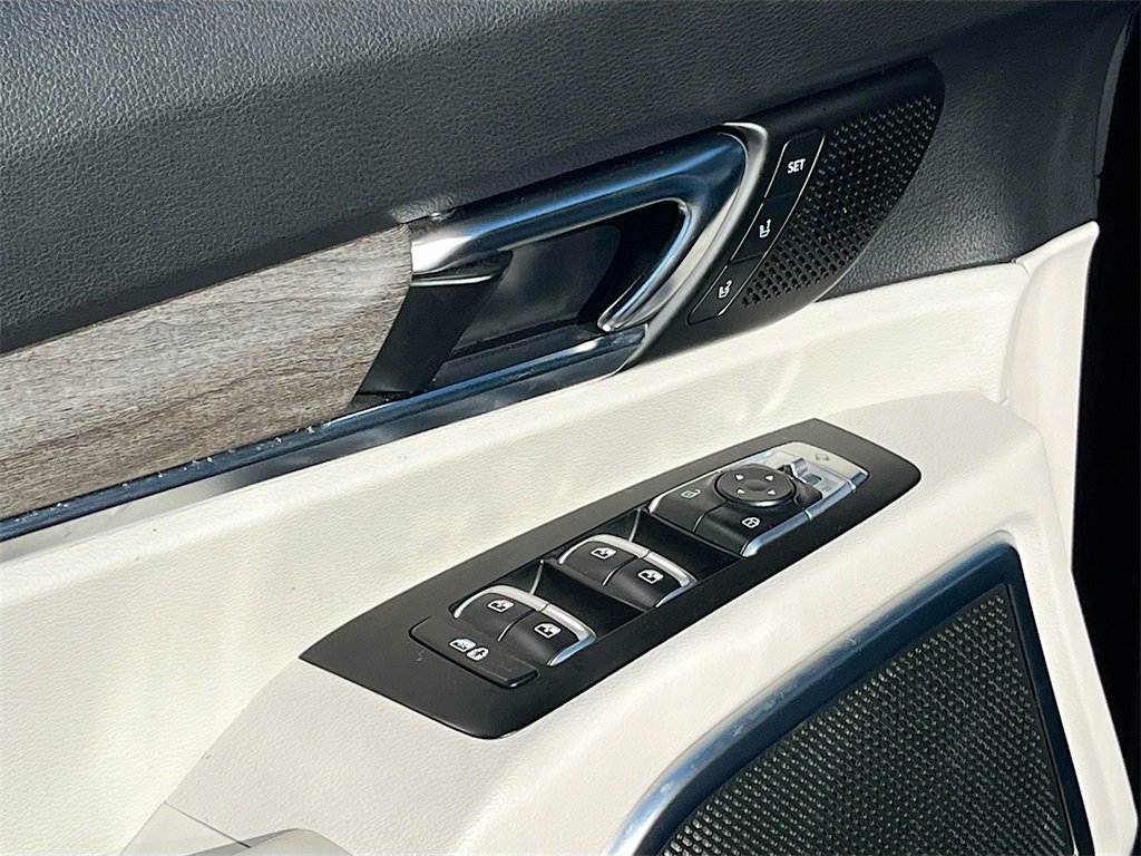 Used 2021 Kia Telluride SX w/ Towing Package image 18