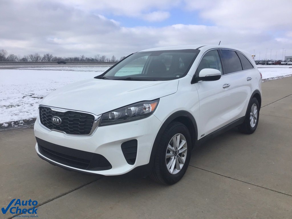 Used 2020 Kia Sorento LX image 9