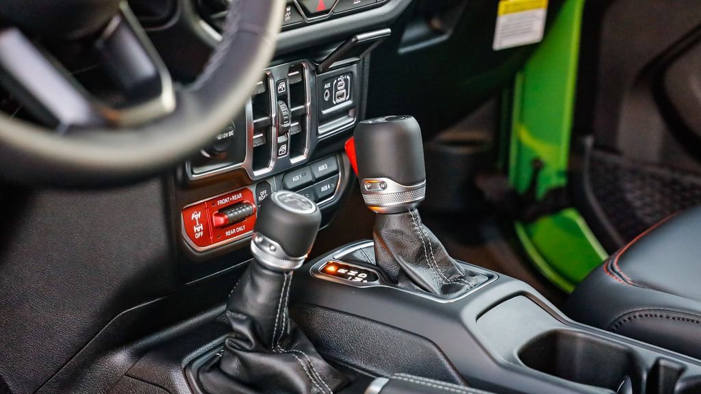 New 2025 Jeep Wrangler Unlimited Rubicon image 21