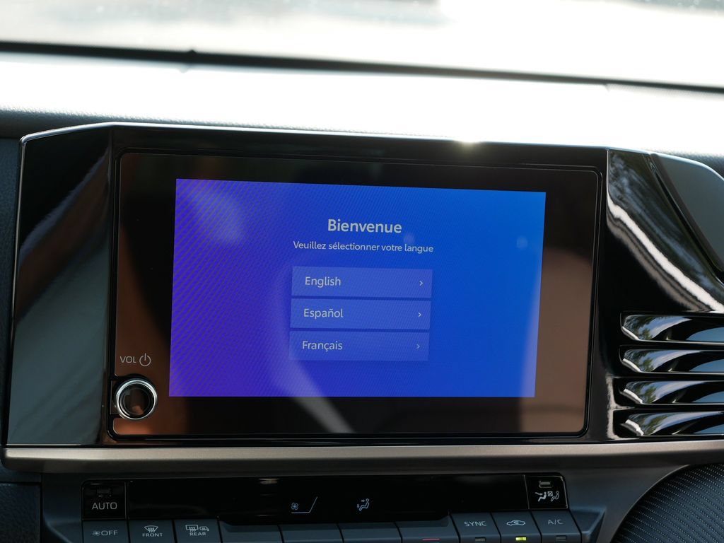 Used 2026 Toyota Camry SE FWD image 17