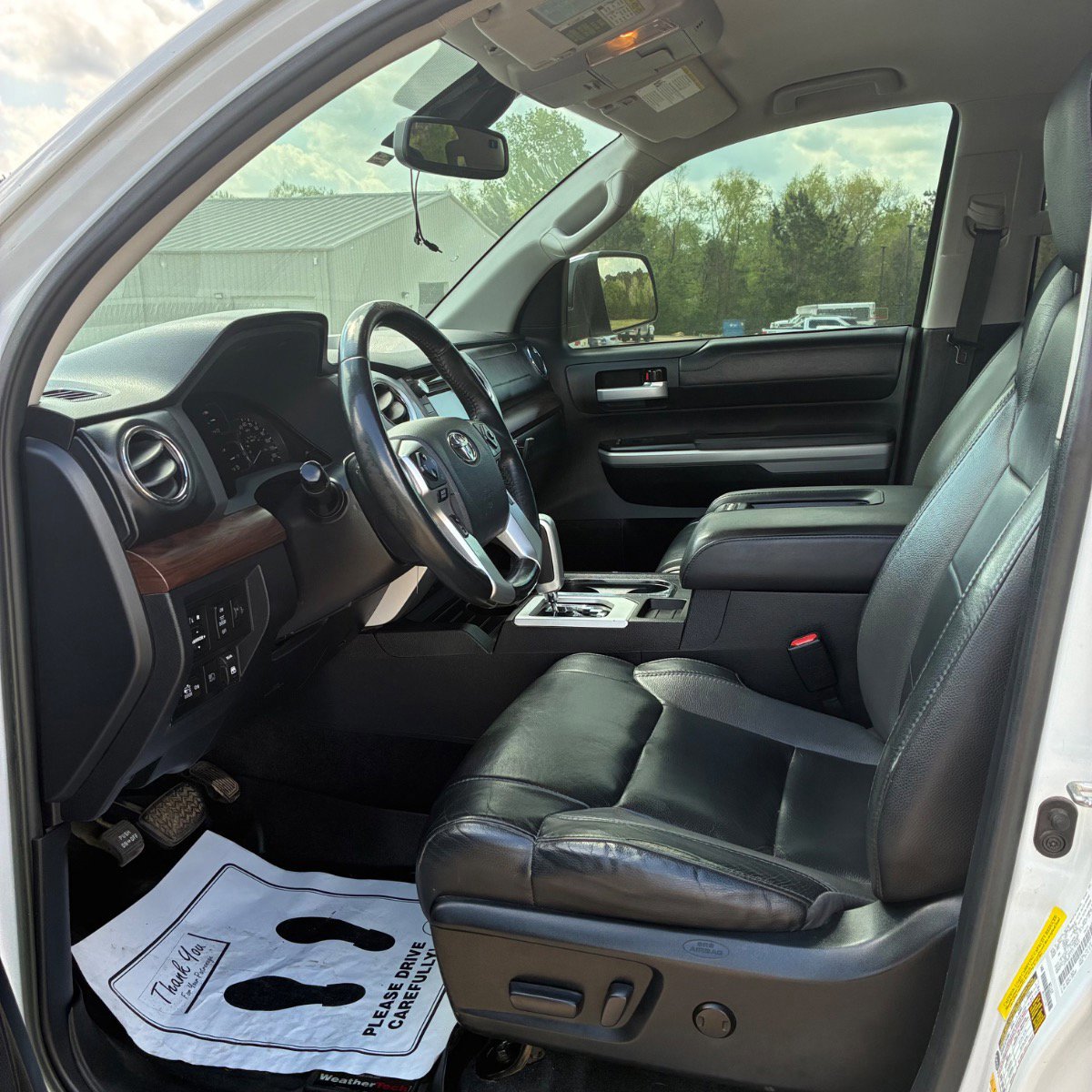 Used 2018 Toyota Tundra Limited image 10