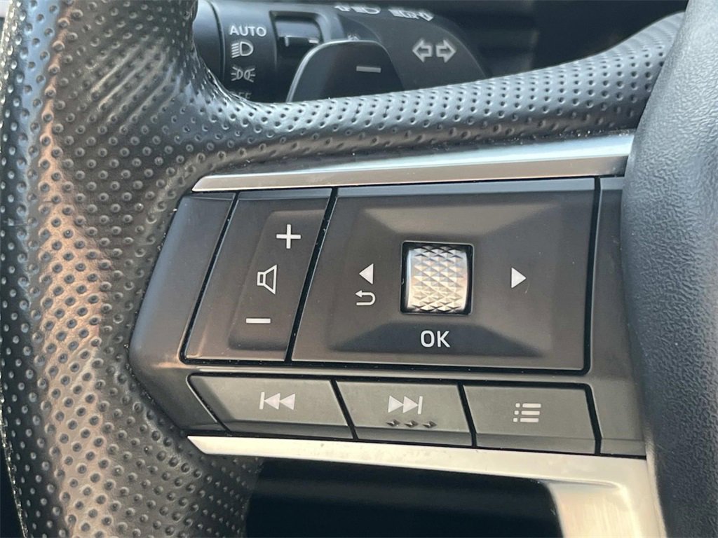 Used 2024 Mitsubishi Outlander FWD image 29