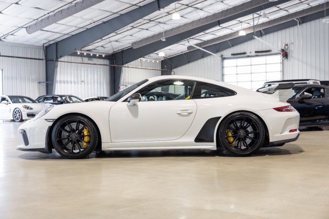 Used 2018 Porsche 911 GT3 RWD image 3