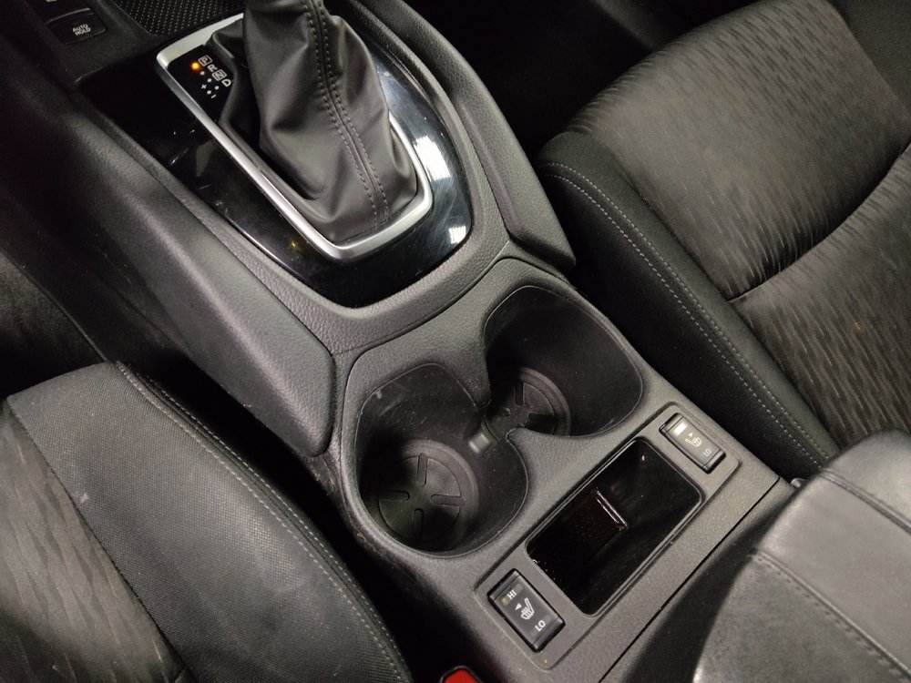 Used 2019 Nissan Rogue SV w/ Sun & Sound Touring Package FWD image 26