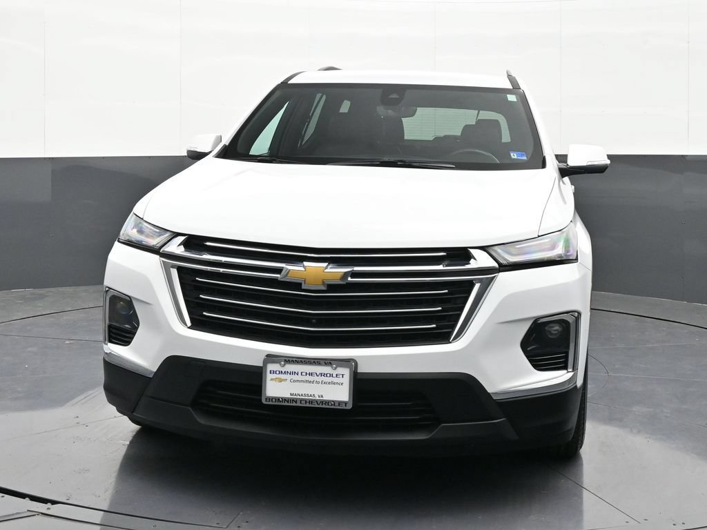 Used 2023 Chevrolet Traverse LT w/ Rear Camera Mirror Package AWD/4WD image 8