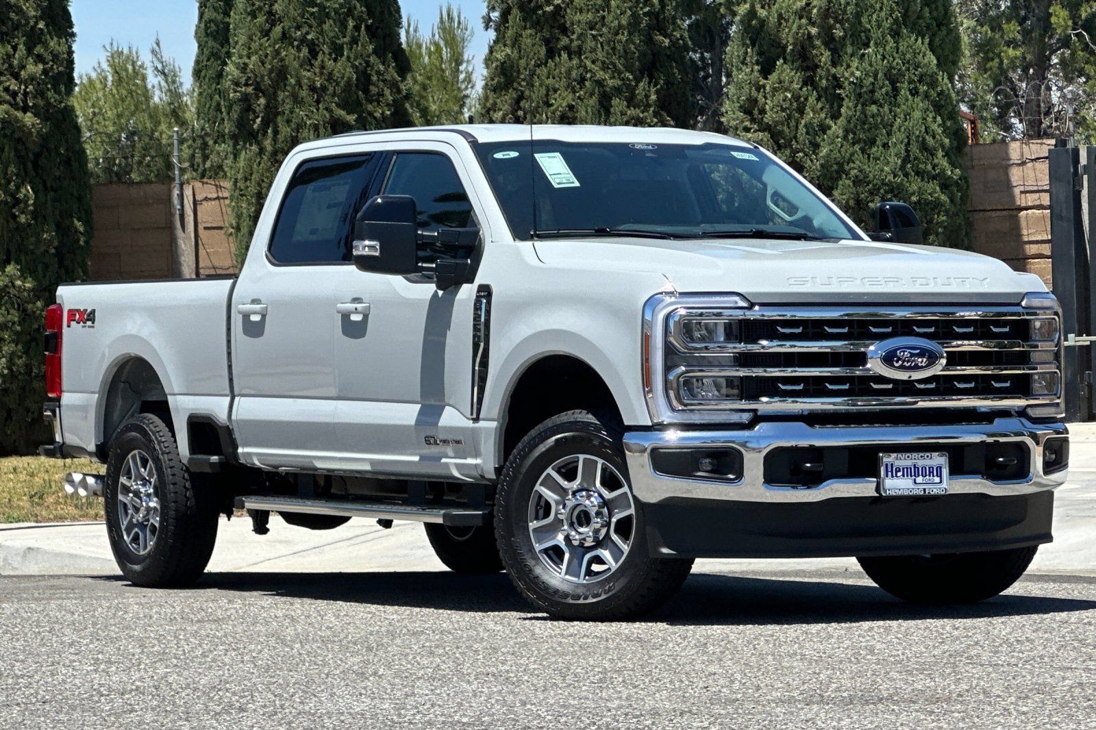 New 2026 Ford F250 Lariat w/ FX4 Off-Road Package AWD/4WD image 2