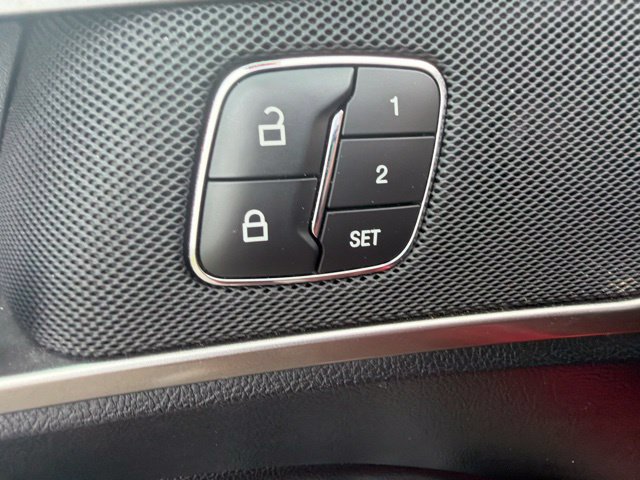 Used 2020 Ford Fusion SEL FWD image 22