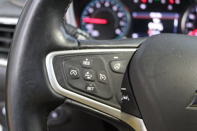 Used 2023 Chevrolet Equinox Premier AWD/4WD image 16