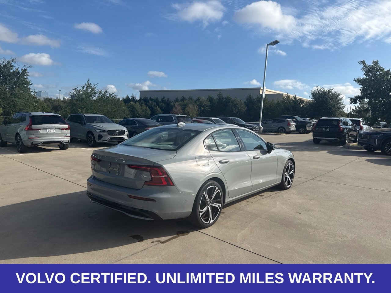 Certified 2024 Volvo S60 B5 Plus w/ Climate Package FWD image 8