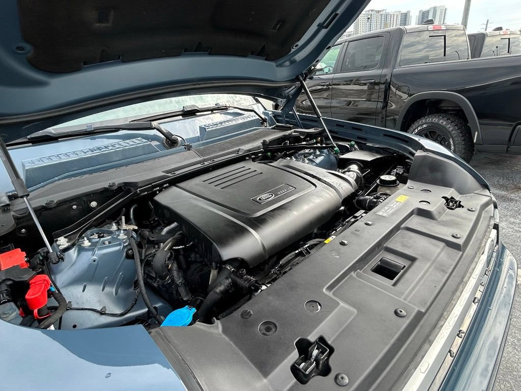 Used 2024 Land Rover Defender 110 S AWD/4WD image 37