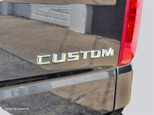 Used 2023 Chevrolet Silverado 1500 Custom image 9