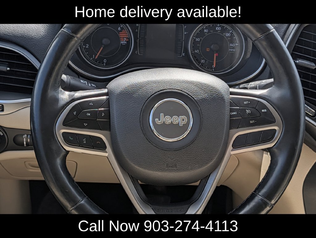 Used 2019 Jeep Cherokee Latitude w/ Cold Weather Group FWD image 15