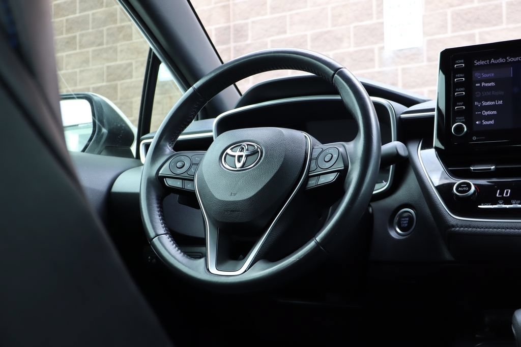 Used 2021 Toyota Corolla XSE FWD image 40