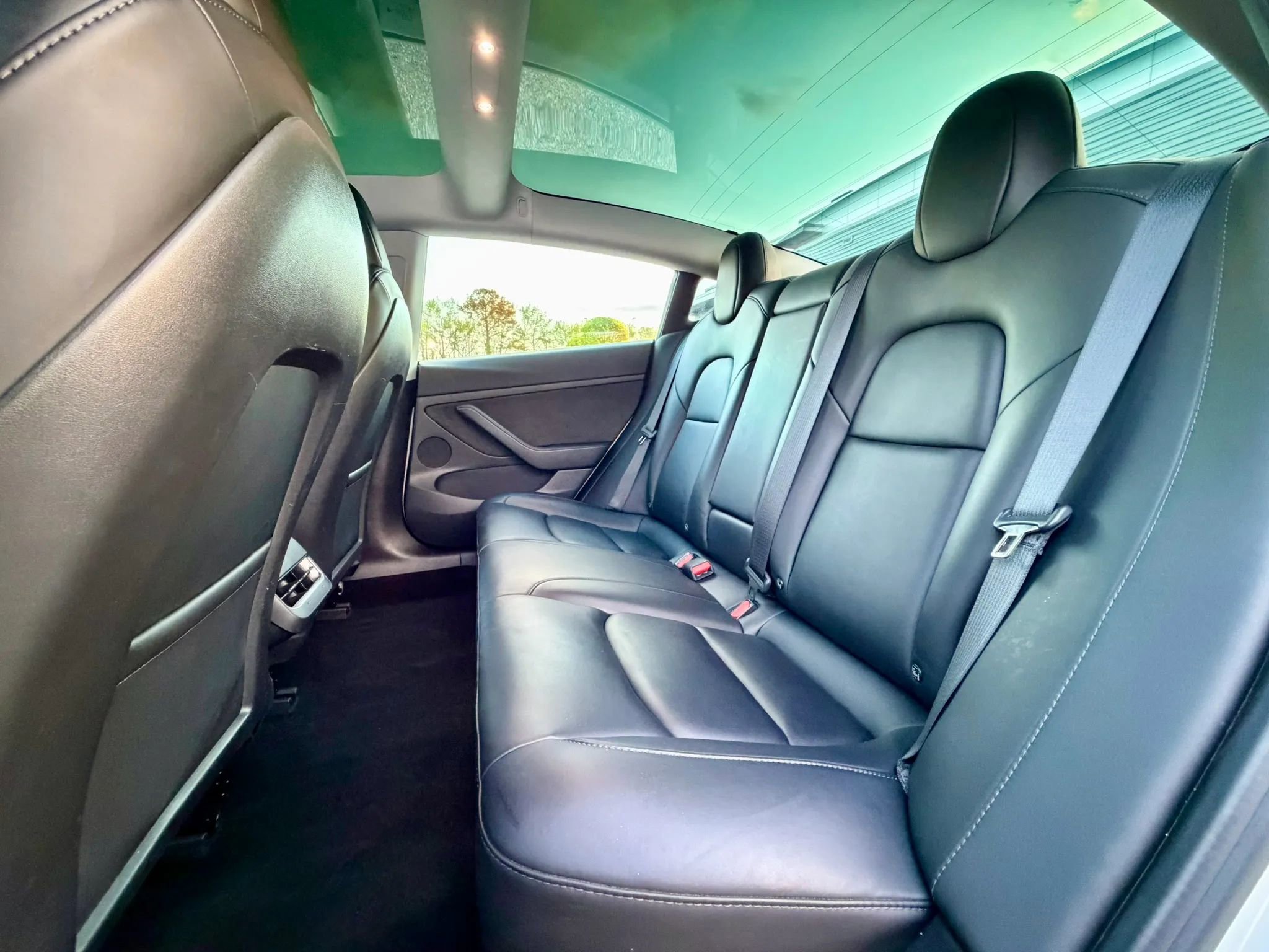 Used 2022 Tesla Model 3 Standard Range RWD image 21